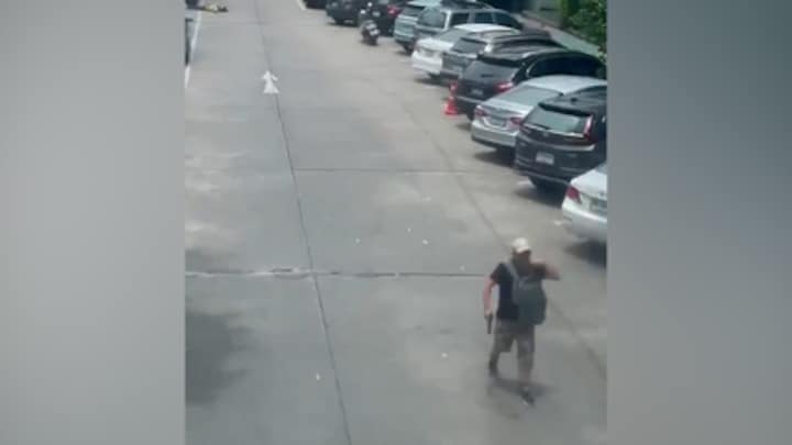 Man schiet vijf mensen dood op markt in Bangkok, populair bij toeristen