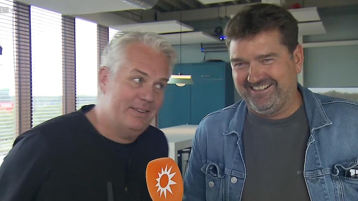 Acda en De Munnik komen met nieuw album: 'Veteranenvoetbal' 