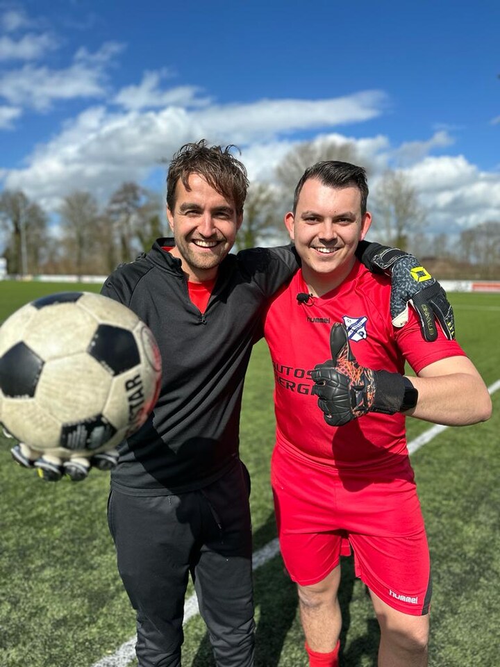 Keeper scoort vanuit eigen doel: 'Leukste moment uit m'n leven'