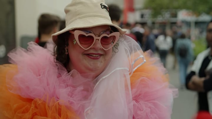 'C'est la vieeee!', deze uitzinnige fans zijn hélemaal klaar voor het songfestival