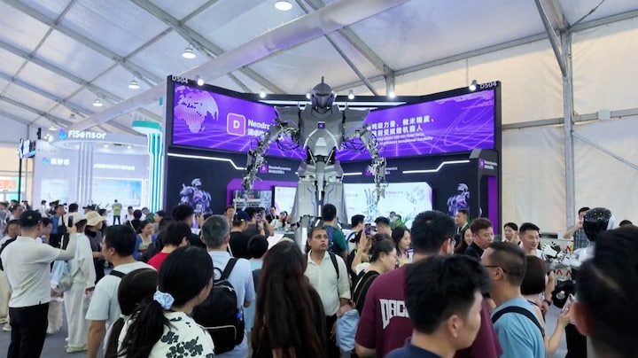 Van robotvis tot robotbokser: China toont de toekomst van robotica