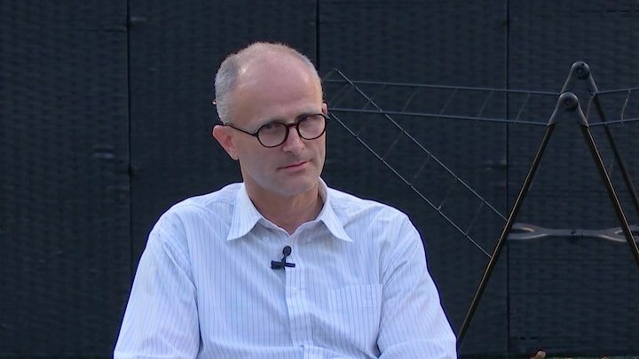 Erik van De Bondgenoten gepikeerd na 'foute grap' van El Che: 'Slaat nergens op'