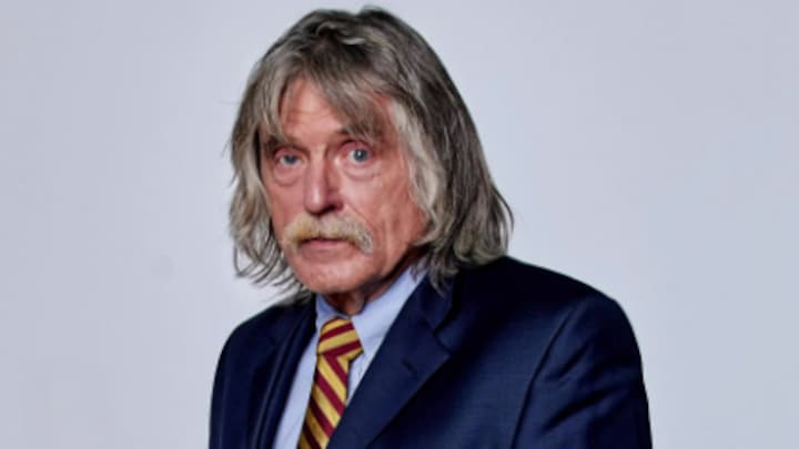 Wierd Duk wordt vaste tafelgast in VI: 'Johan Derksen wilde mij hebben'