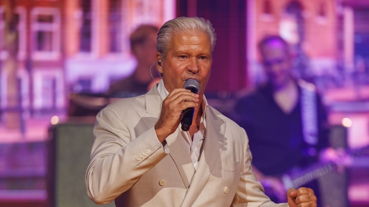 Zien we Dries Roelvink terug als nieuw lid van de Toppers?