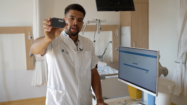 Hoe een slimme armband verpleegkundigen werk uit handen neemt