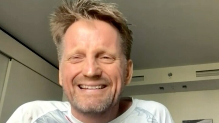 Prins Pieter-Christiaan in tranen na marathon in Berlijn: 'Komt van alles los'
