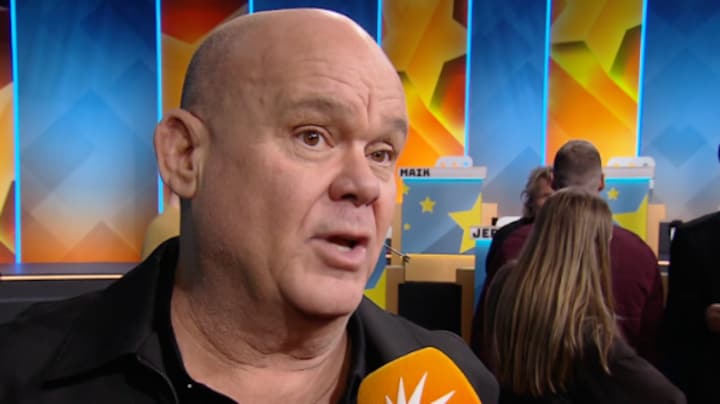 Paul de Leeuw aan de slag als mantelzorger voor moeder