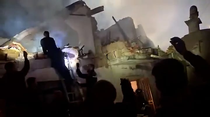 Drie politiemensen dood en 13 gewond bij inval in Italië