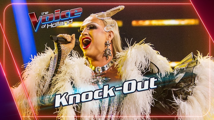 Mandy Mccandy zingt ‘This Is My Life’ tijdens The Knock-outs