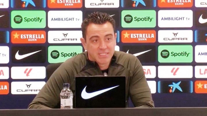 Nieuwe bondscoach Xavi krijgt taaltips van supporters: van ‘lekker’ tot ‘totaalvoetbal’