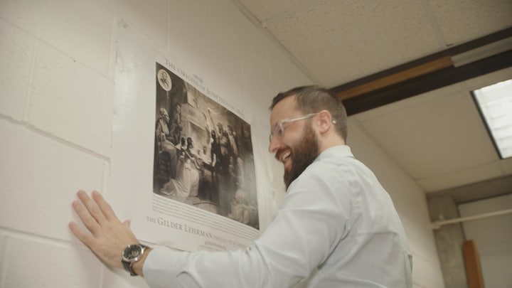 Deze Amerikaanse leraar weigert de 10 geboden aan de muur te hangen