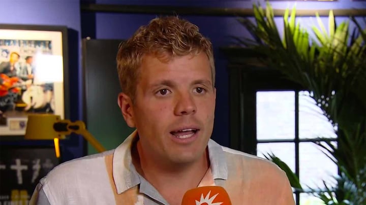 Vriend Jaap Reesema heeft al die jaren zijn 'gouden jasje' bewaard