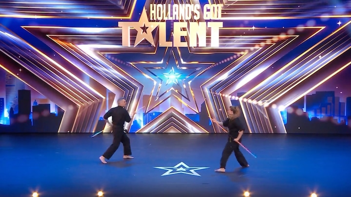 Maaike tilt haar act samen met haar trainer naar een hoger niveau