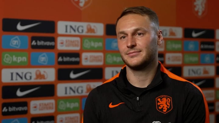 Teun Koopmeiners kritisch over drinkpauzes: 'Moet leuk blijven voor fans' 