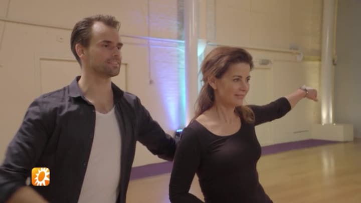 GTST-cast showt losse heupen in Dancing with the Stars