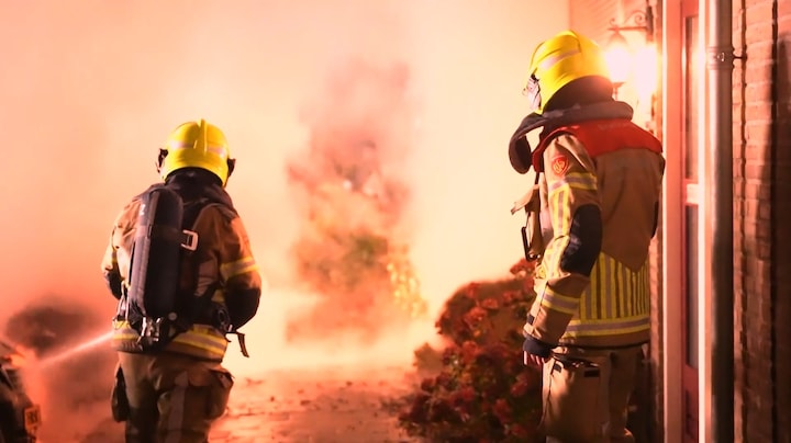 In 112 Vandaag: opnieuw nachtelijke autobranden in Wijchen; eerder deze maand ook al raak 