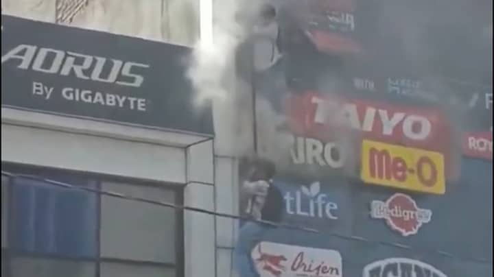 14 mensen, onder wie studenten, komen om bij brand in India