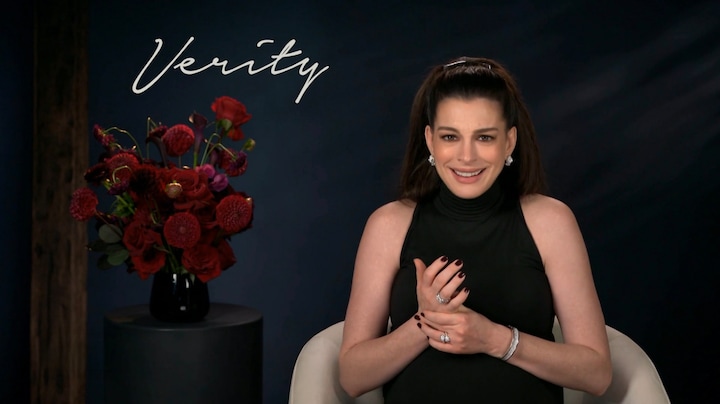 Anne Hathaway genoot van dubbele rol in verfilming Verity