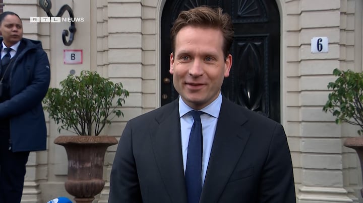 Beoogd minister Karremans tegen formateur: 'Dan maar geen bordesscène'