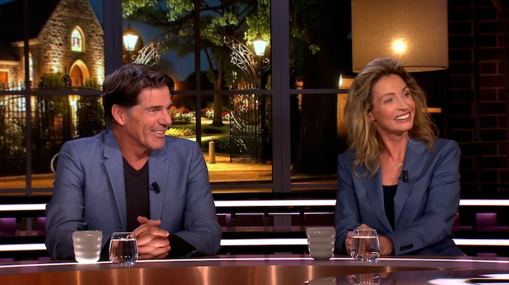 Astrid Holleeder en Twan Huys over hun eerste ontmoeting live op tv