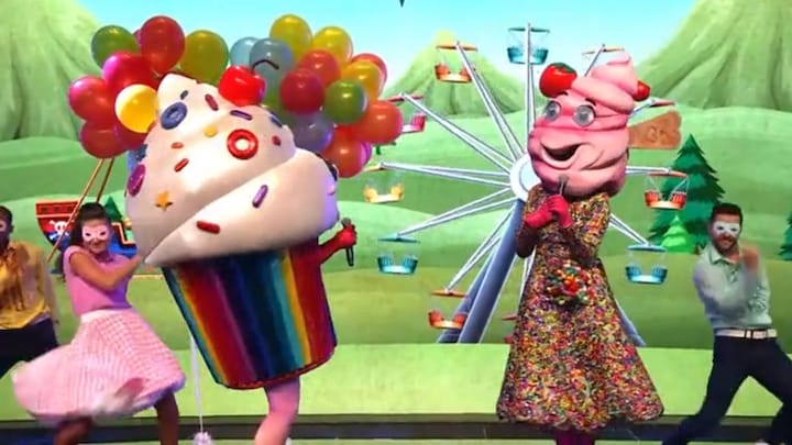 Het zoete optreden van de Cupcake en het IJsje