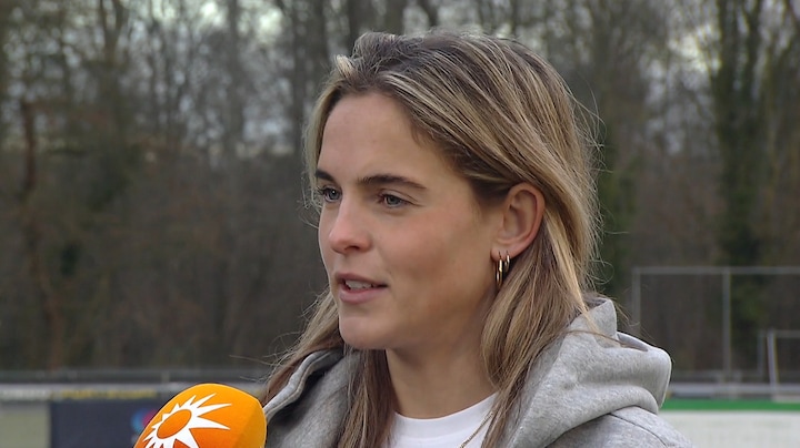 Hockeyster Pien Sanders enthousiast over modieuze sportkleding