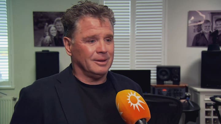 Wolter Kroes in tranen door verlies René Karst: 'Ik werd helemaal gek'