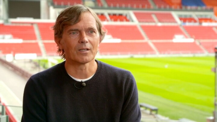 Cocu: 'Ronaldinho kreeg zelfs van ons applaus in kleedkamer'