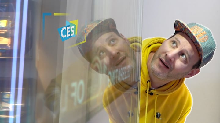 Thumbnail for article: Techbeurs CES: Schrikken van Philips Hue en LG tovert tv-kabels weg