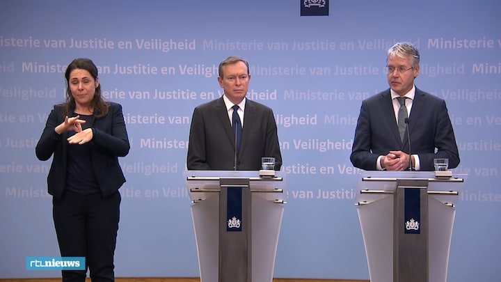 Minister Slob: ' Scholen en kinderopvang tot en met 6 april dicht'