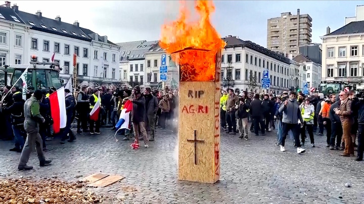 Rellen, geweld en aardappelen: arrestaties bij boerenprotesten in Brussel