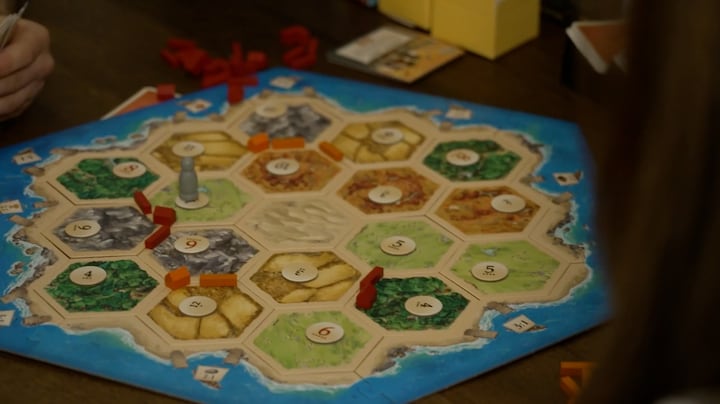 Listige deals, rovers en ruilhandel: Catan krijgt een Netflix-film