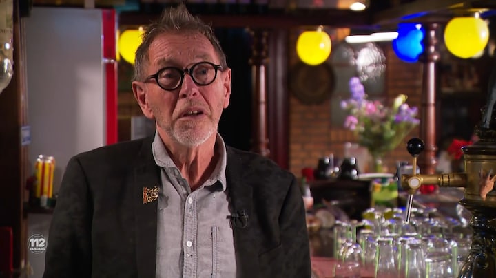 Hooligans vallen café binnen in Nijverdal