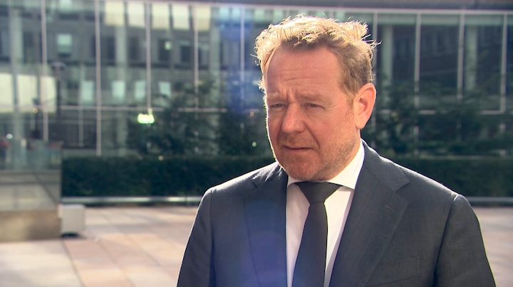 Minister: 'Niemand is trots of blij met dit proces'