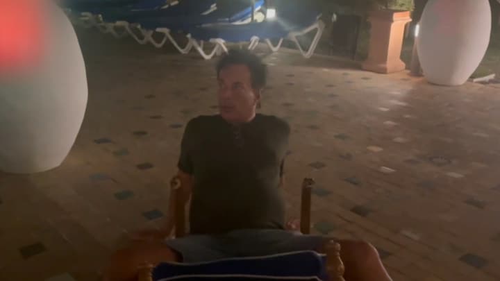 Gerard Joling loopt na zweepslag lichamelijk letsel op tijdens vakantie