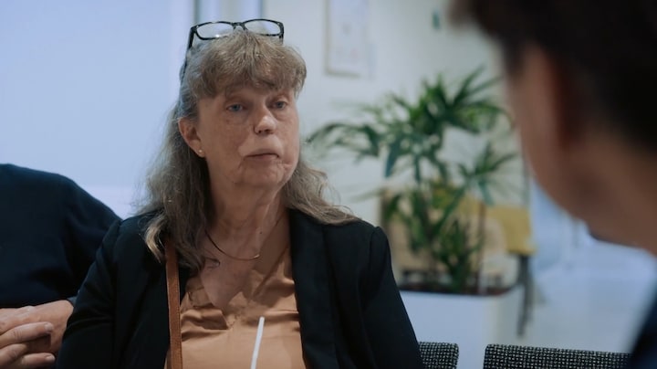 Ingrid moest bovenlip en halve neus laten amputeren: ‘Leek een puistje’