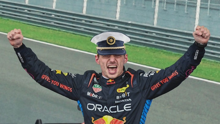 Max Verstappen na luxueuze familievakantie weer aan de bak: 'Belangrijk om er tussenuit te zijn'
