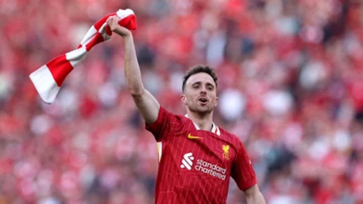 Liverpoolfans rouwen om Diogo Jota: 'Zijn arme moeder en vader'