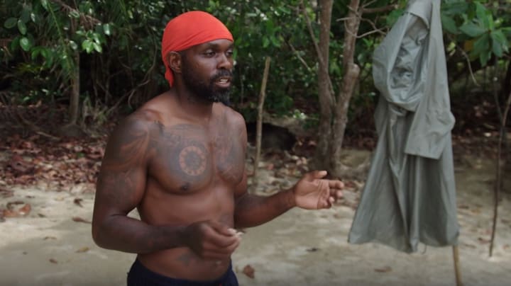 Churandy Martina spreekt kandidaten aan op hun gedrag in Expeditie Robinson: 'Ik heb ook een hart'