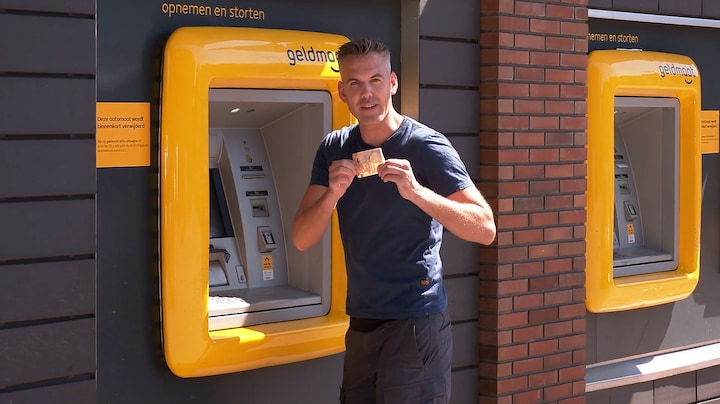 Gescheurd briefje uit de geldautomaat? Dit moet je doen