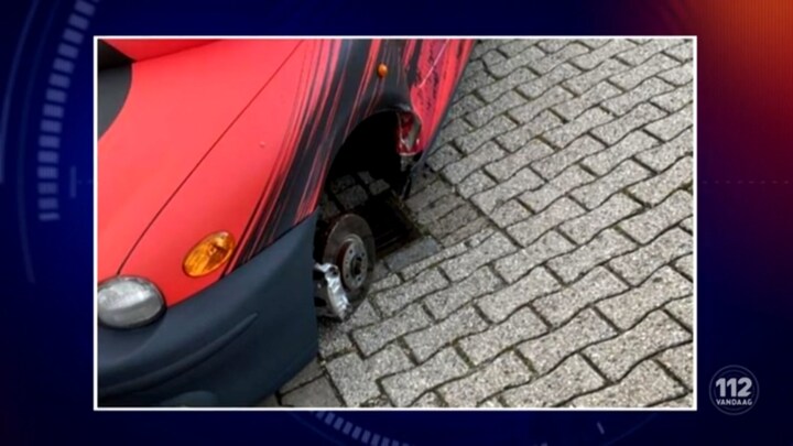 Sportwagens vernield in Assen