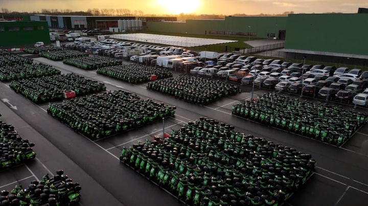 Duizenden deelscooters opgeslagen in Middenmeer