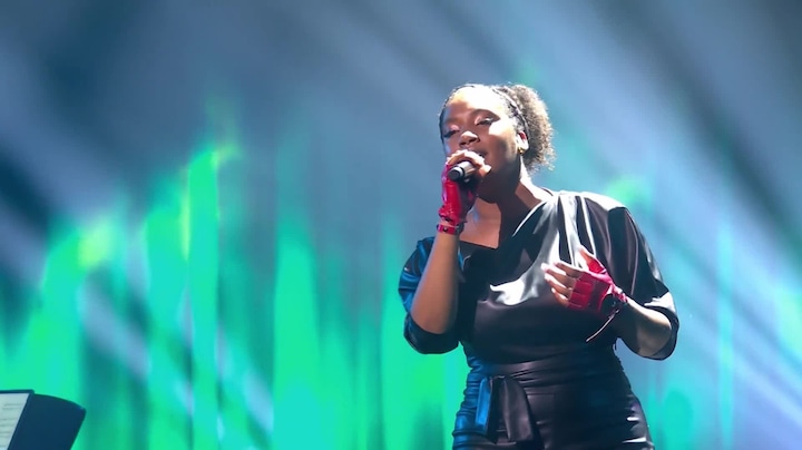 Kippenvel: 14-jarige Tiyana zingt Easy on Me van Adele tijdens finale 