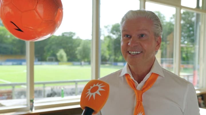 Dries Roelvink brengt speciale EK-hit 'Dries in Oranje' uit