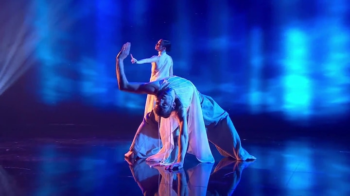 Golden Buzzer-act Vladyslav en Veronika betoveren met dans-act in halve finale: ‘Het was magisch’ 