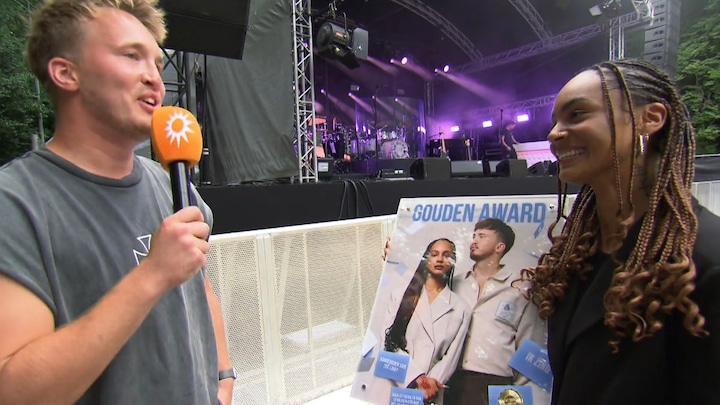Snelle verrast Zoë Livay met Gouden Plaat: 'Leuk & ongemakkelijk tegelijk'