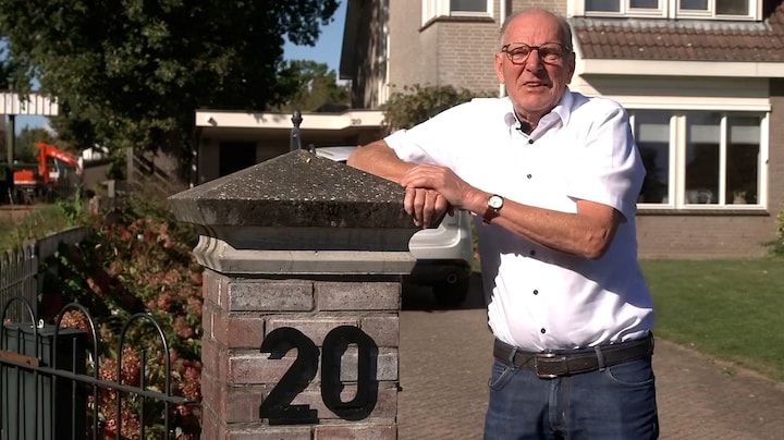 In deze straat hebben bijna 50 woningen hetzelfde huisnummer, Jan wordt er gek van