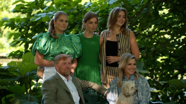 Code Oranje bij Huis Ten Bosch: koninklijk gezin op de foto