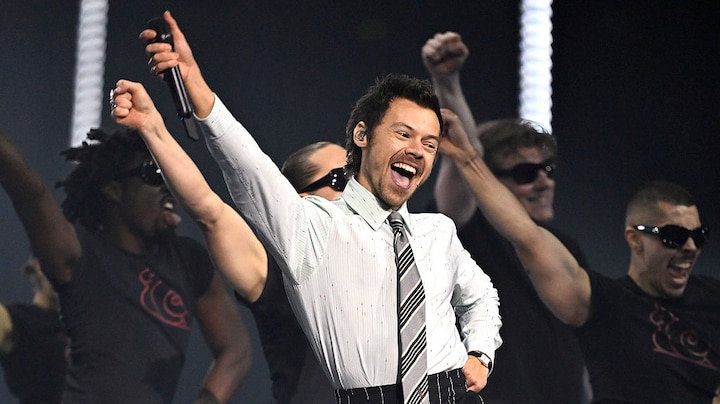 Harry Styles gaf telefoonloos concert voor albumrelease: 'Nog nooit meegemaakt'