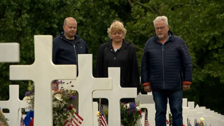 Marian adopteerde het graf van een Amerikaanse soldaat: 'Voelt nu als familie'